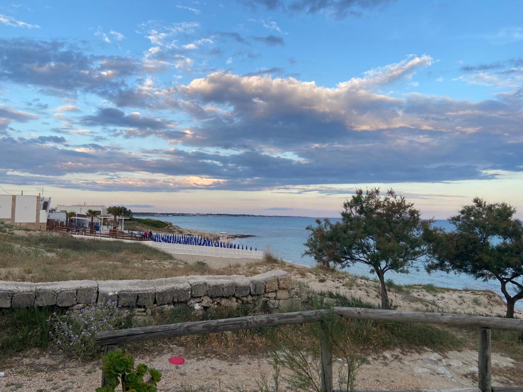 La Torretta Del Surfista Villa Taranto Exterior foto
